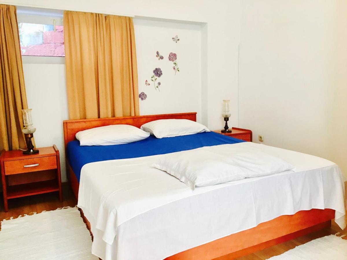 2Bedroom Apartment Lapad ドゥブロブニク エクステリア 写真