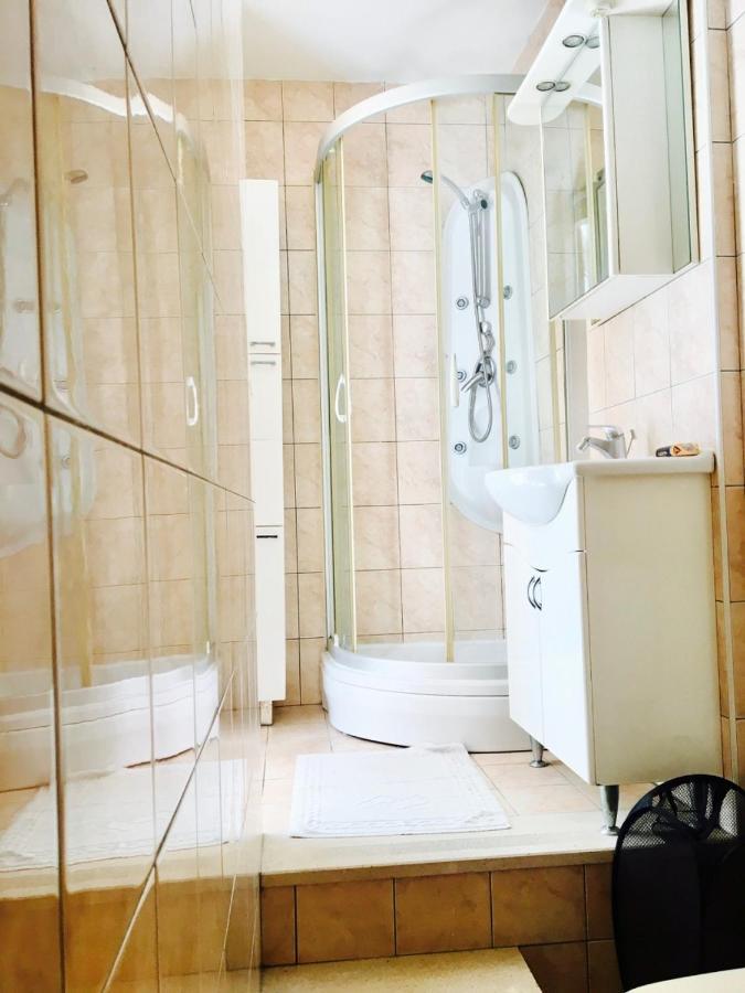 2Bedroom Apartment Lapad ドゥブロブニク エクステリア 写真